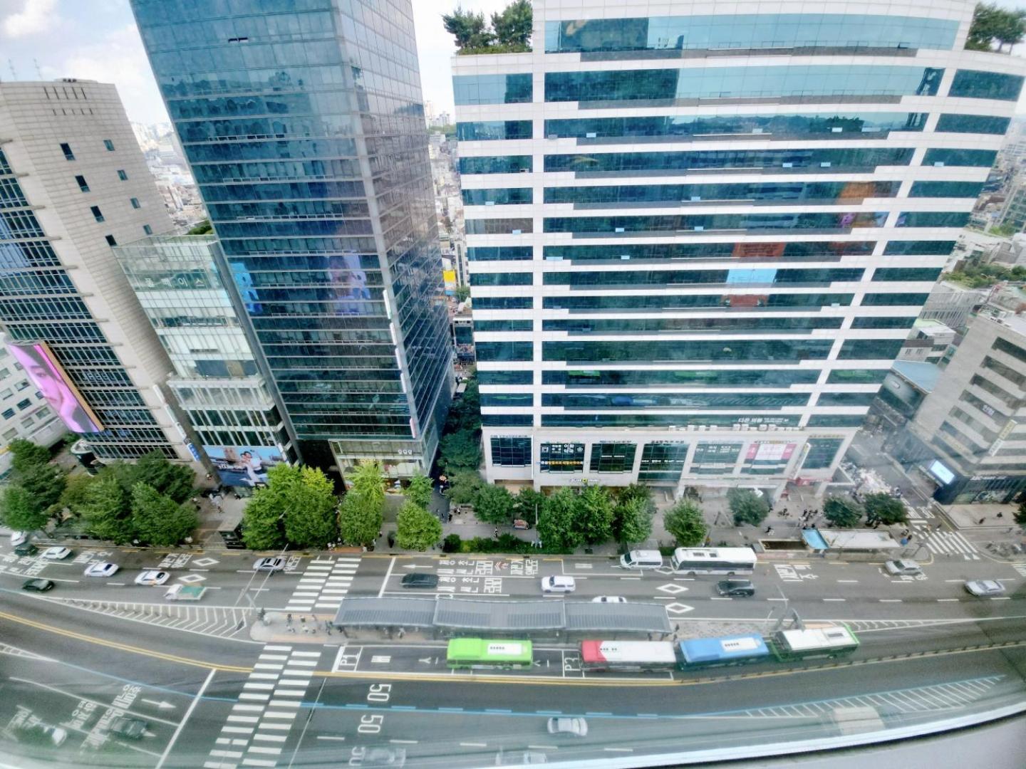 Căn hộ Hongdae Residence-2 1min From Hongik Uni Station Exit #1 *